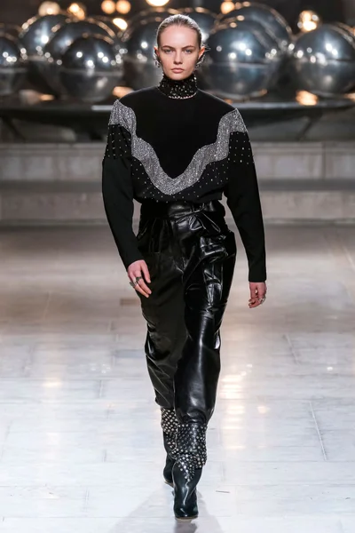 Look 52